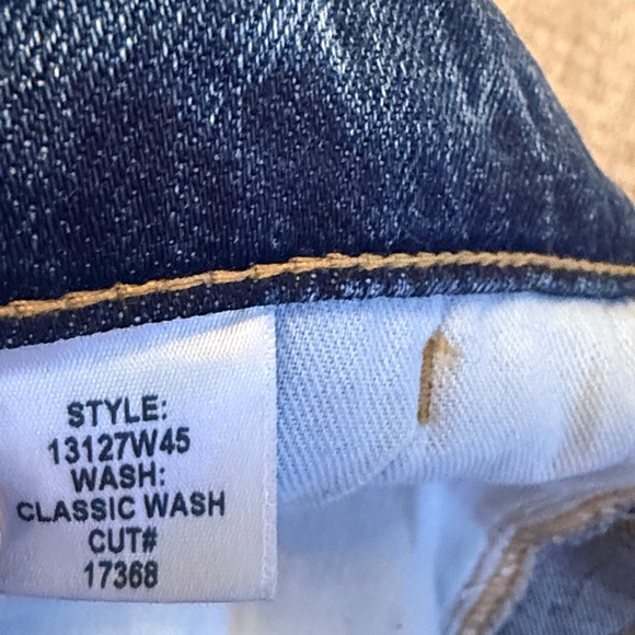 Nili Lotan Tribeca Barrel-Leg Jeans in Classic Wash - Picture 11 of 11